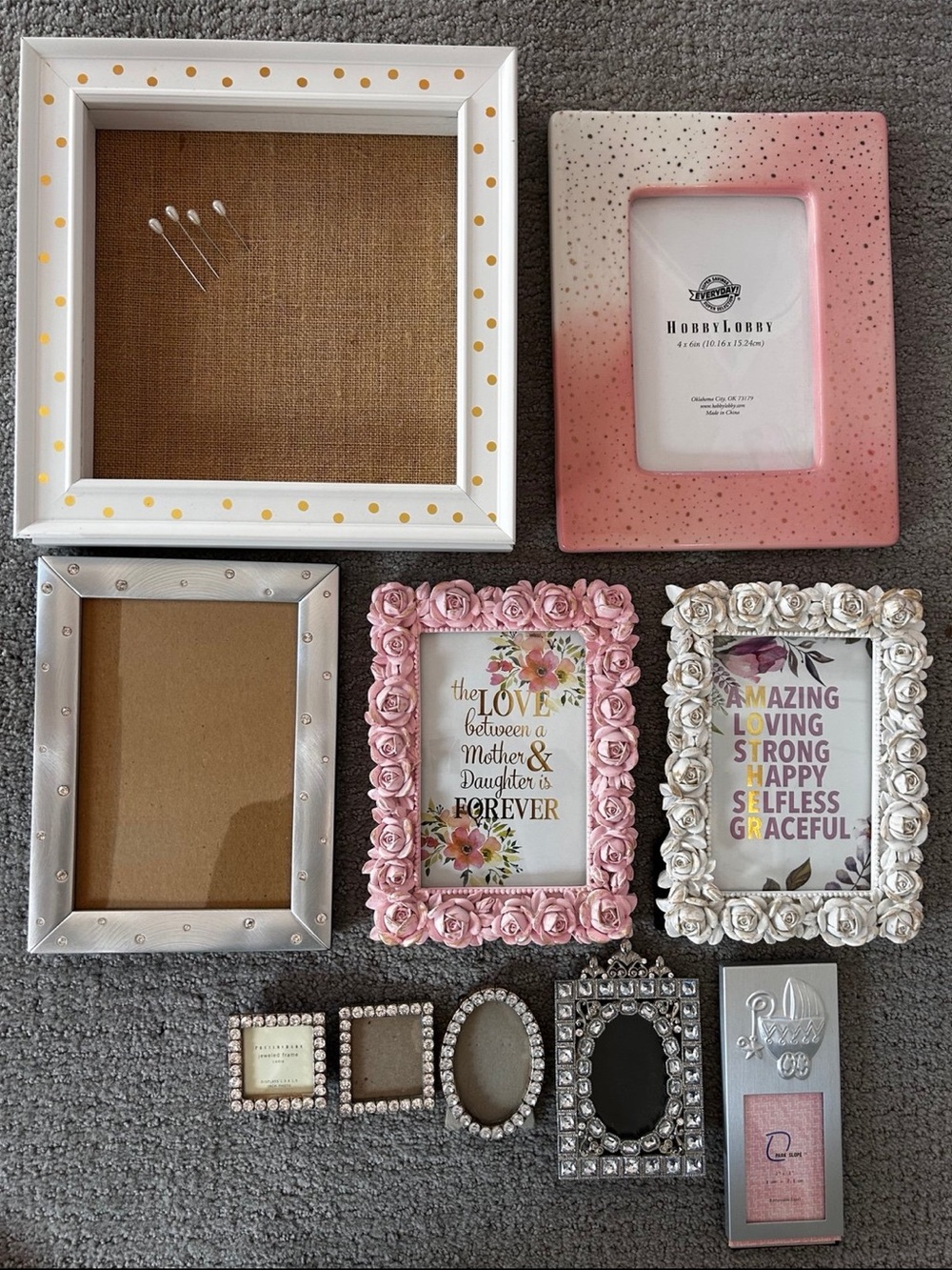 10 Picture Frames for Baby Girl Nursery